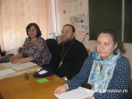 Круглый стол на тему: «Отцы против насилия в семье» Круглый стол на тему: «Отцы против насилия в семье»